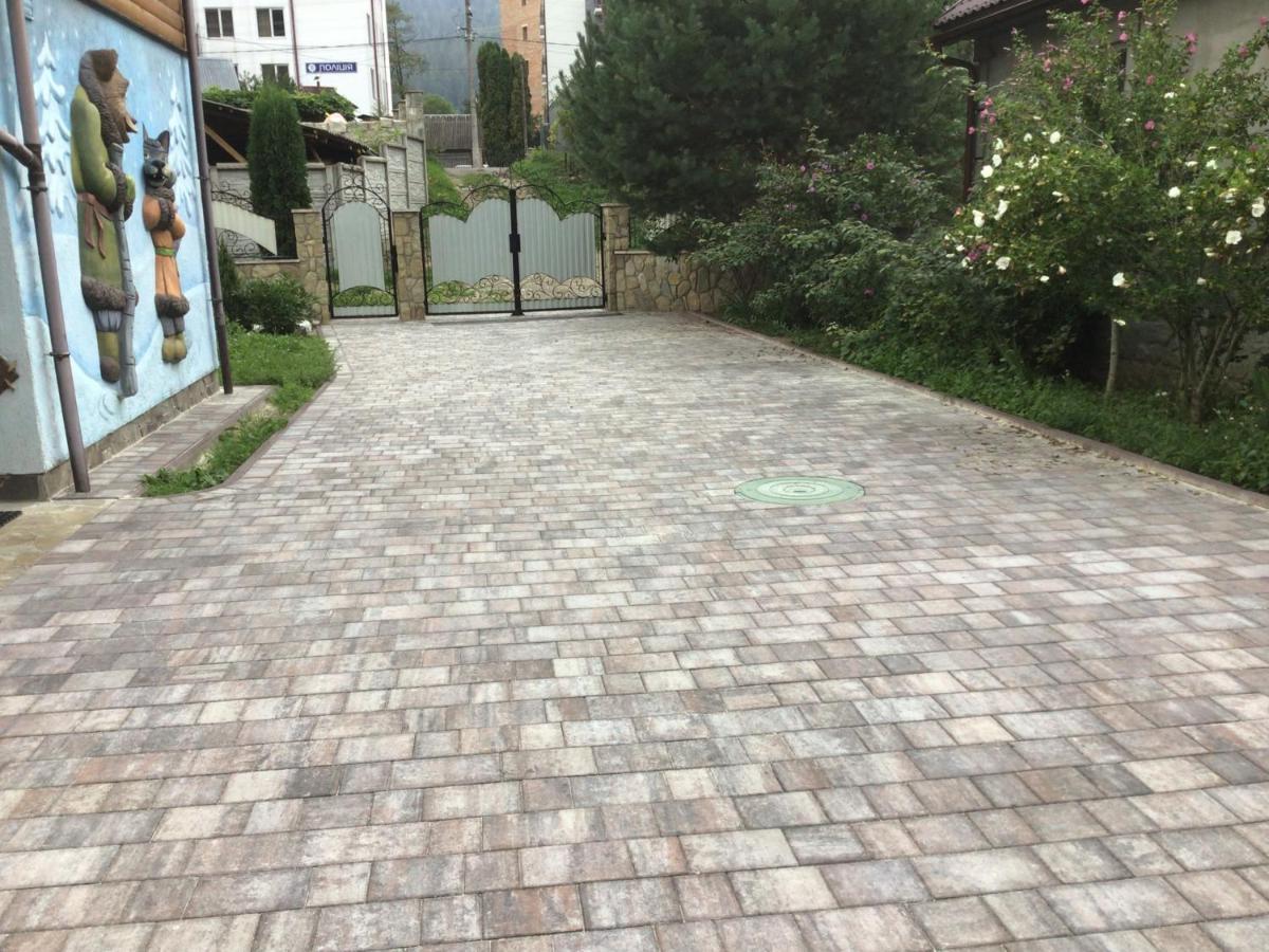 Рукавичка Yaremche Bagian luar foto